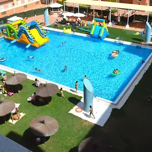 Junto A Fibes, Amplio, Luminoso, Con Piscina Y Parking , Seville Spain